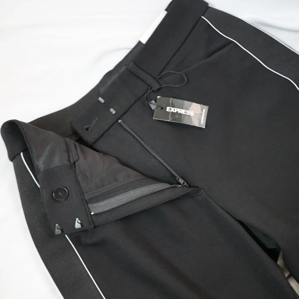 🅽🅴🆆 EXPRESS skinny high rise stretch+ women’s size 4S/4C, black white stripe